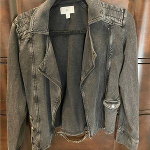 Edgy grey thin jacket GUC